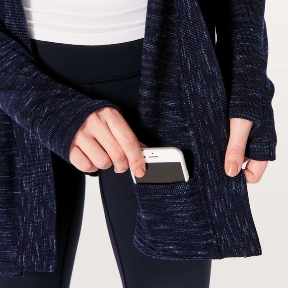 NWOT’s Lululemon Blissful Zen Sweater Navy M - Picture 3 of 7